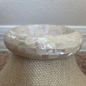 NWOT Cream Bracelet